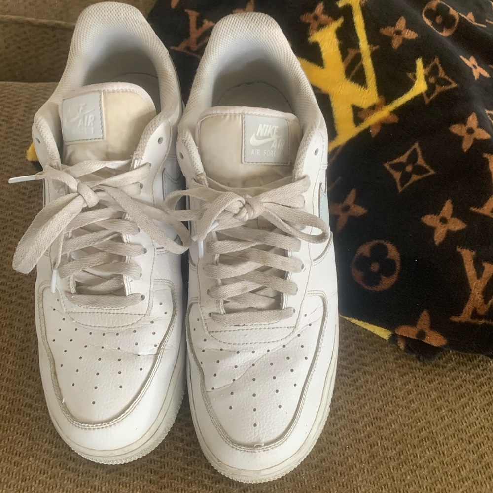 Nike Air Force 1 Men’s Sneakers